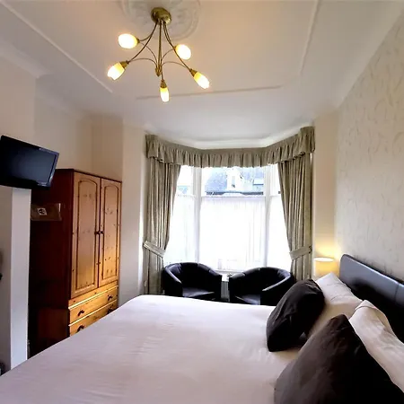 Amble House Bed and Breakfast *