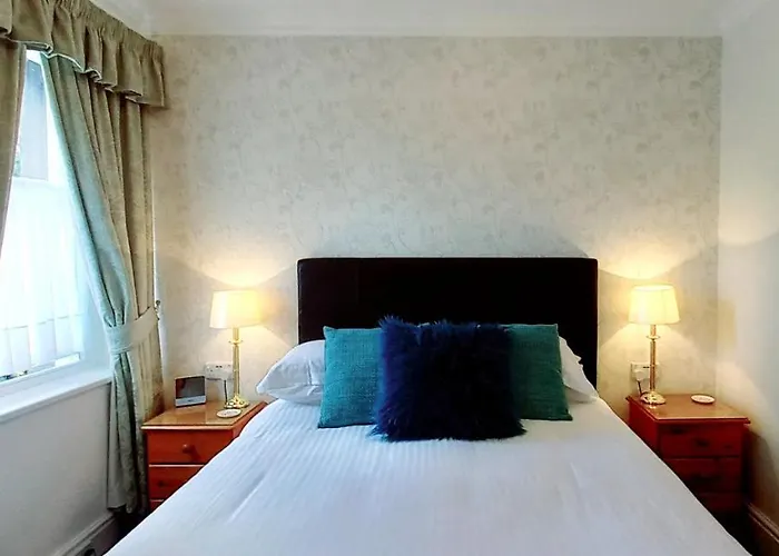 فندق مبيت وإفطار Amble House *